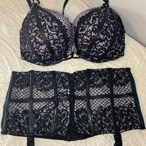 Black& Lavender Lingerie Set🏡SALE MAKE AN OFFER💖